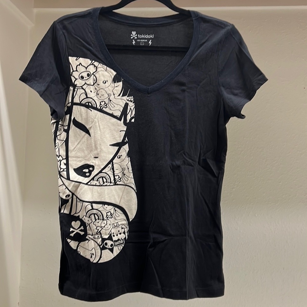 Tokidoki size Large tee